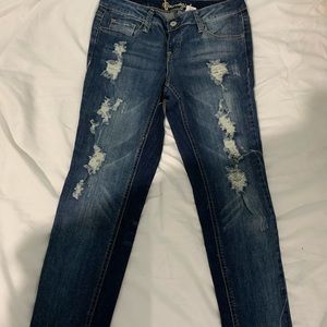 Ripped denim skinny Jean